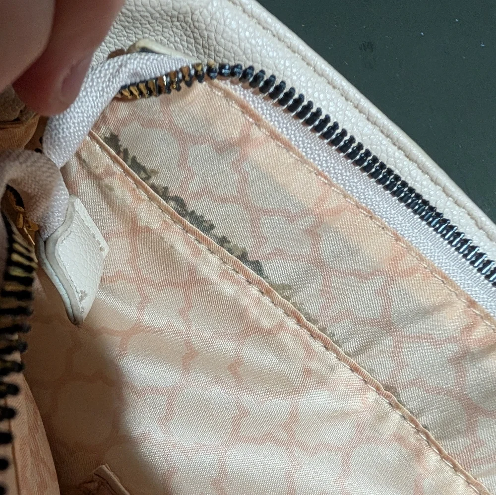 CWonder Cream Purse With Bamboo Handles 14.5Wx11.5Hx4D Stains As Shown - Picture 10 of 13